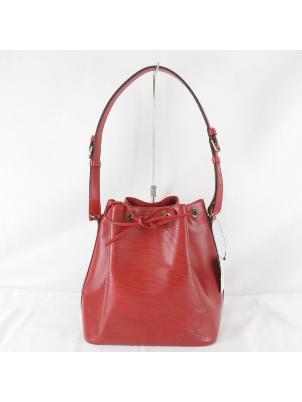 Louis Vuitton Petit Noe Shoulder Bag Epi Leather Red